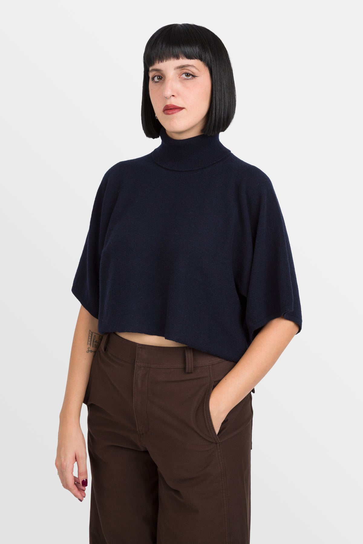 Amy - Short high-neck poncho in pure cashmere