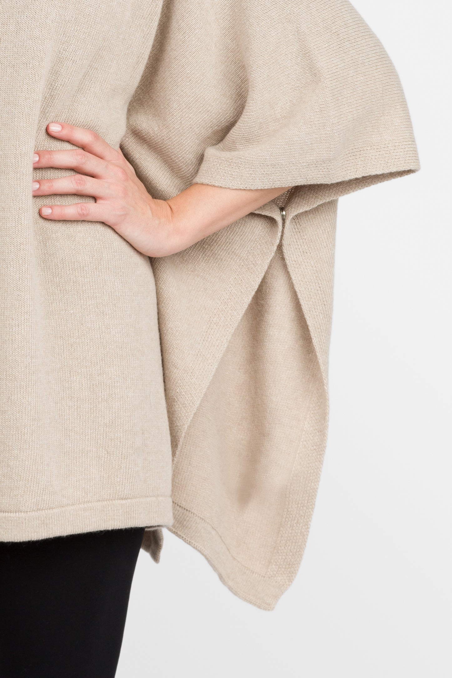 Juliette - Poncho lungo a collo alto in misto cashmere